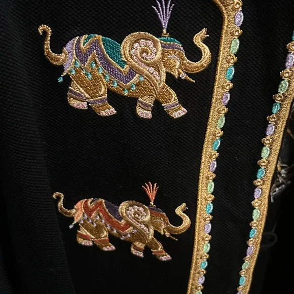 Bob Mackie, wearable art elephant, jacket 1X. Beautiful details, gold buttons, - Picture 10 of 14